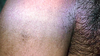 Green Saree wali desi bhabhi ko devar ne ghori bana ke chut chudai kiya.indian aunty ko boyfriend doggy style me pel diya.hindi