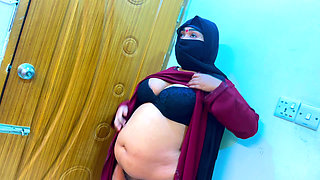 Hot Maid Enjoy Sex After Work in Office - Muslim Sexy Maid Girl in Saudi Arabia