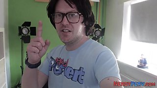 Yorkshire babe sucks nerd