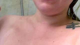 Big Boob hotty masturbate