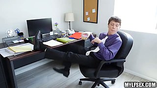 2 office mummies dominate assistants cock in three way