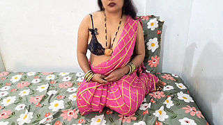 Beautiful Indian Girl Real Orgasm and Squirting Video with Dirty Talking in Hindi