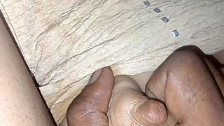 night mai bhabhi ke boobs dabye full part enjoy