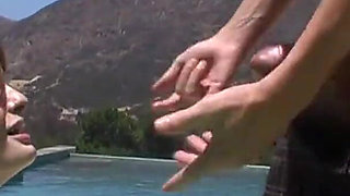 Gorgeous babe fuckes outdoors and swallows cum