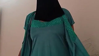 Hot Wife Removing Bikni