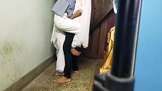 School Ki Store Room Me Student 18+ Log Ka Karnama Hua Viral