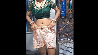 Indian Cgirl in Saree