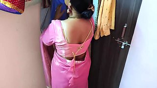 Indian Wife Cuckold Hubby Ke Samne Boyfriend Se Chuda Kitchen