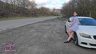 Shameless Busty British BBW Invites a Stranger To Play With Her Muff & Sucks His Cock In the Car