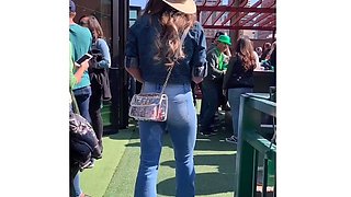 Amateur Blonde With BIG BOOBS Hot Free Cam Show