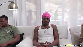 Giant boobies cougar pizza delivery squad gang-fucked by ten black boys