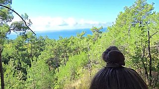 Wild Beach Sex: Russian Beauty Katy Gives Blowjob & Gets Creampie in Public
