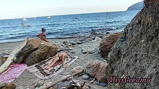 Hot Italian Amateur Miss Creamy Flashes Pussy on Public Beach & Squirts Hard with Help from Stranger - Risky Public Sex!