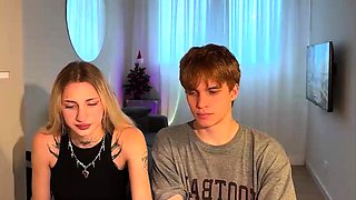 Jazy Berlin amateur busty blonde teen having fun in the bath