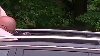 Young bbw gets fucked in car