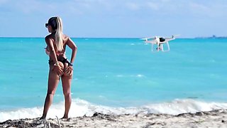 Busty blonde babe outdoor flash for cash