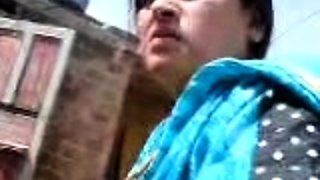 Hot desi indian aunty giving blowjob and fucking lover