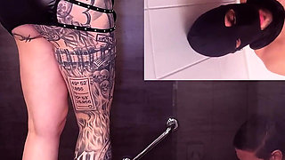 Double Slave in Bathtub and Gets Pussy Squirted by Me