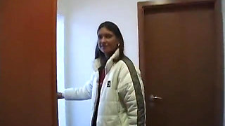 Doris 19, Young Brunette Try to Be a Movie Star