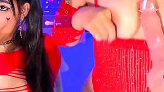 Small Tit Teen Cums On Cam