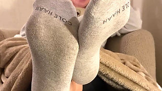 Milf Shows Off her Hot Sweaty Dick Stiffening Soles