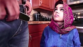 Middle Eastern beauty fucking creampied by big American penis