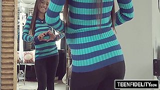 Holly Hendrix Trades Anal Sex To Get Preggy