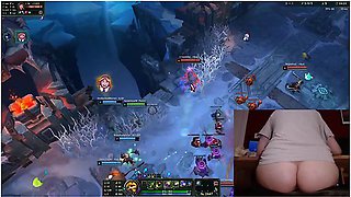 Deutsche Amateure In Playing League Of Legends With Clit Sucking Toy League Of Legends #19 Luna
