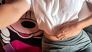 HORNY STEPMOM FUCKS HER STEPSON'S FRIEND TO SCUNDIDAS