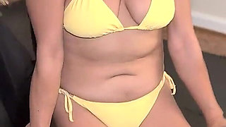 Alexis Kim: Sensual Showdown