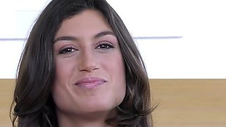 Spanish DP Debut Julia Roca Julia Rocca CastingX