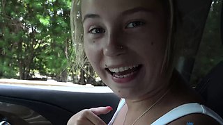 Amateur Outdoor Brunette Masturbates