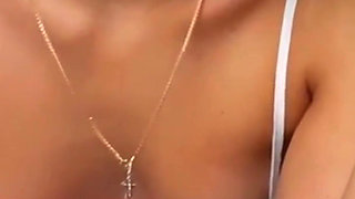 Red Lips, Wet Fingers - Solo Masturbation in Squirt