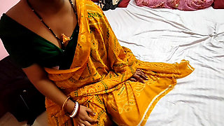 Naukrani ko advance chahiye uska husband bimar hai