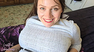 Step Sister Creampie - Accidentally Saw Her Nudes & Fucked Her Hard