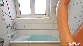 18yo Teen Fisting herself and fucking huge Dildo