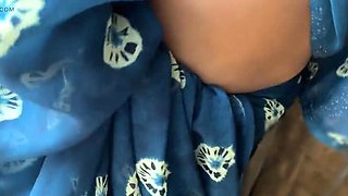 Ritu Bhabhi alone at home, Devar fucked her hard in village outdoor