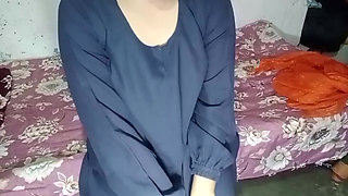 Hot Muslim maid sucking a big Black Dick