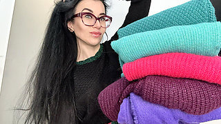 Six Sweaters Try on