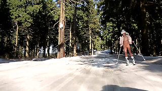 Solo masturbation in the snow from a young beauty