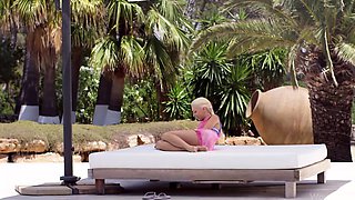 WowGirls-A Passive Seduction