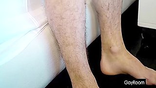 Tommy Taylor Freshens Up His Butthole For A Deep Dicking 18 Min