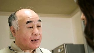 Zoey Fingers Her Young Pussy On Webcam