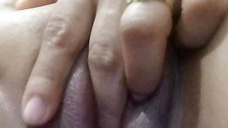 Finger Muna habang naliligo lubog na libog tlaga aku