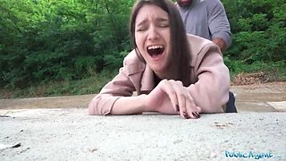 Public Agent & College Brunette: Real Teen Art Student, 19, Shyly Sucks & Studies Big Dick Outdoor for Cash