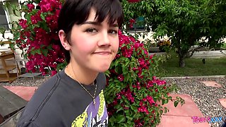 Daisy Taylor - Outdoor Fellatio!
