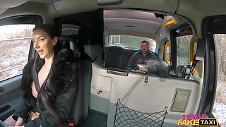 Tempting MILF coquette Lady Gang thrilling sex scene