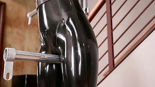 LatexGirl tied to pole and vibrated