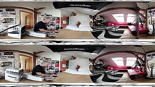 Masturbate xxx with cheerful Anna Ray from Bravo Models