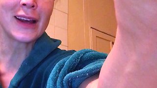 Blonde emo amateur solo masturbation